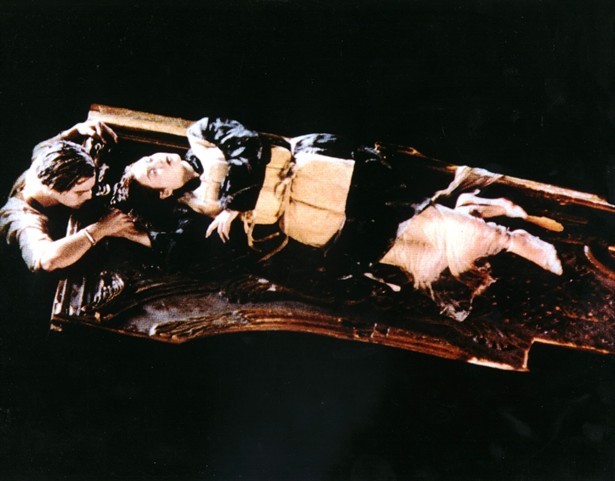 titanic-1997-leonardo-dicaprio-kate-winslet-62